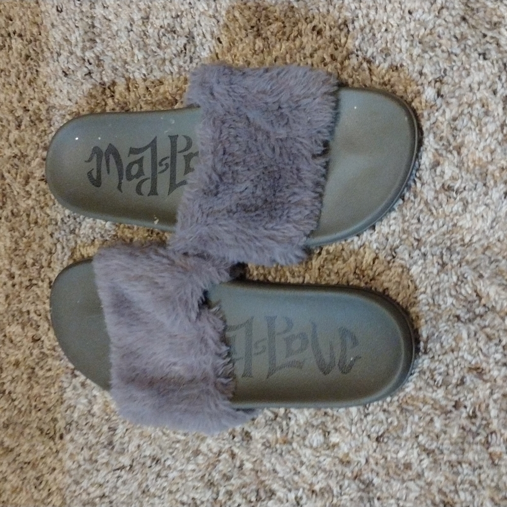 Grey Fluffy Slides
